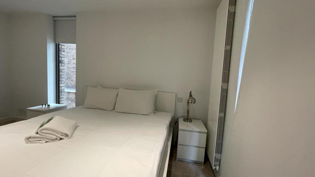 London Docklands Stays - One Bed Apartment ลอนดอน ภายนอก รูปภาพ